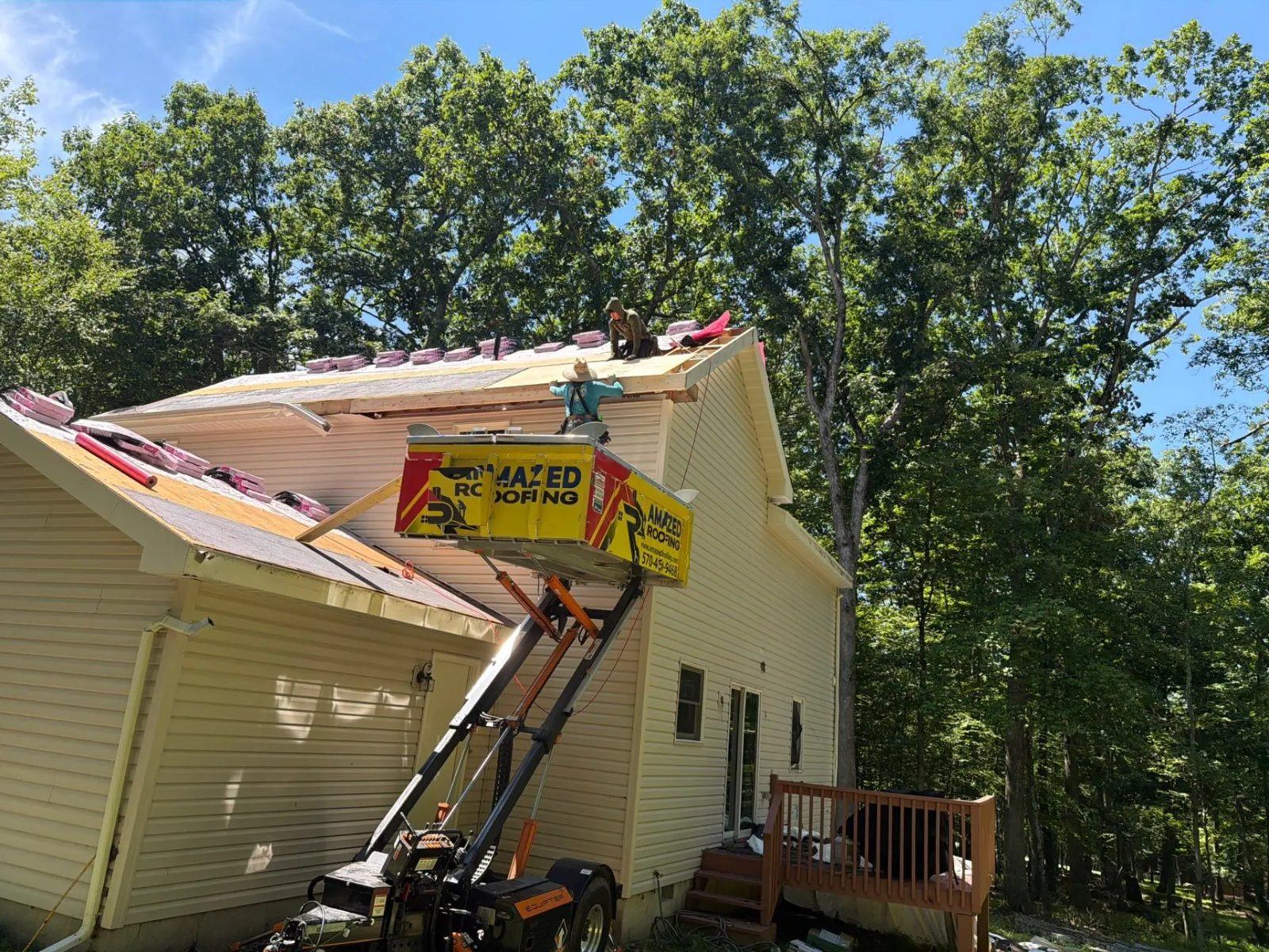 Roof tear-off with Equipter lift, Poconos